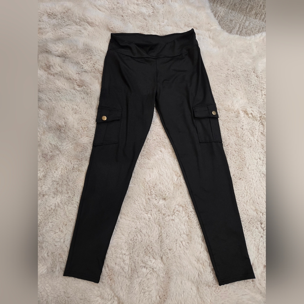 Black Cargo Leggings